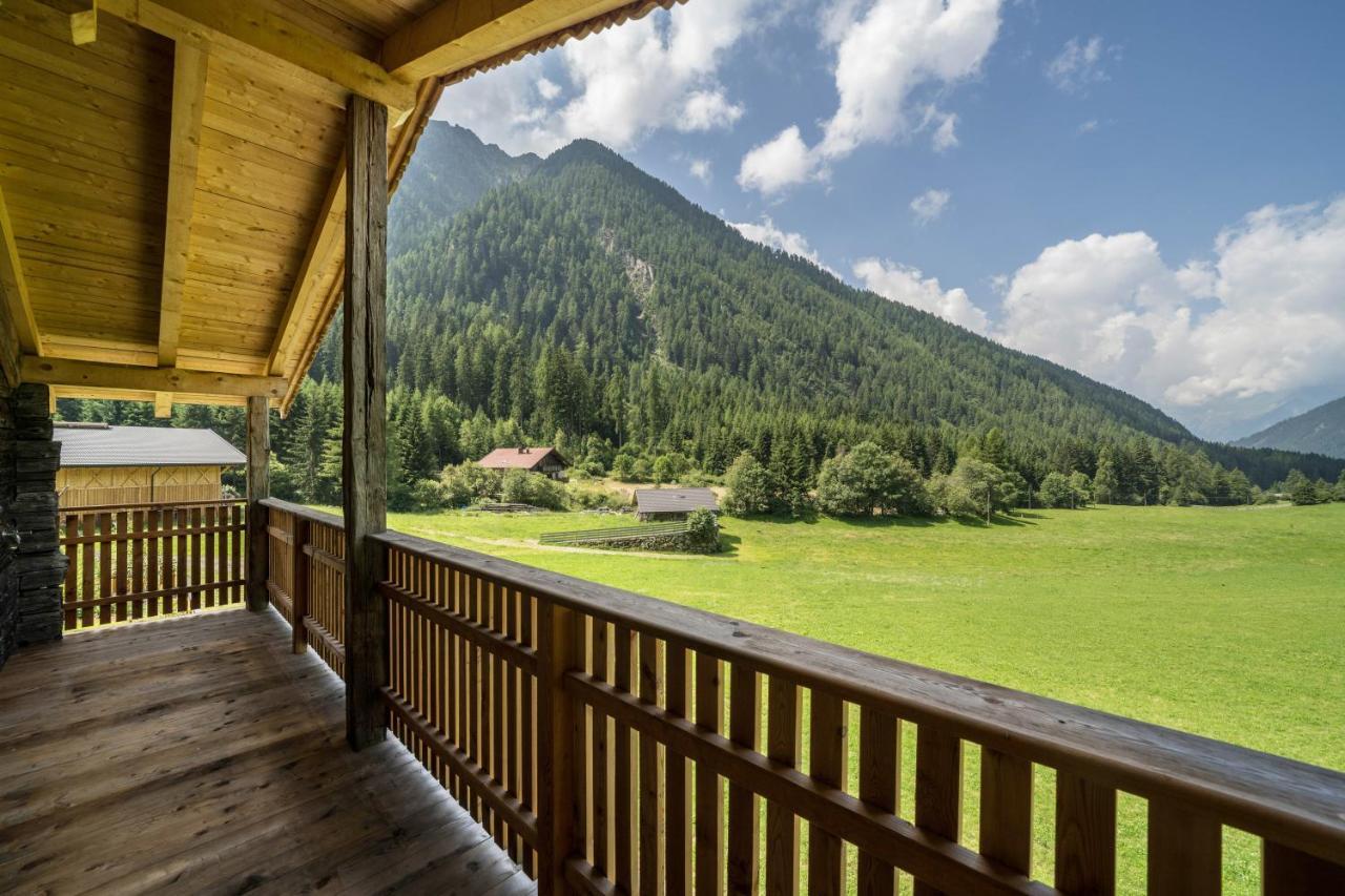 Chalet Zu Wosser San Leonardo in Passiria Exterior photo